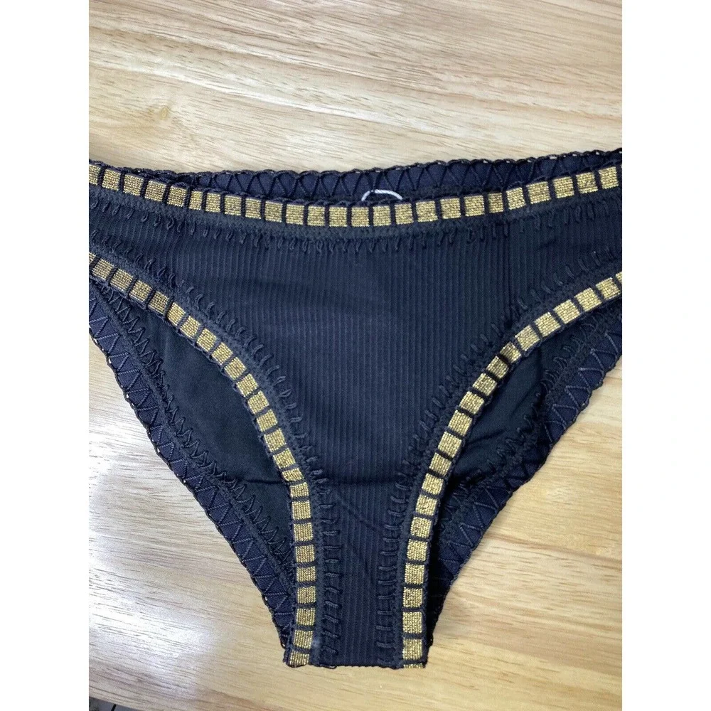NWT Platinum by Solange Ferrarini Black Gold Crochet‎ Bikini Bottoms Size Small